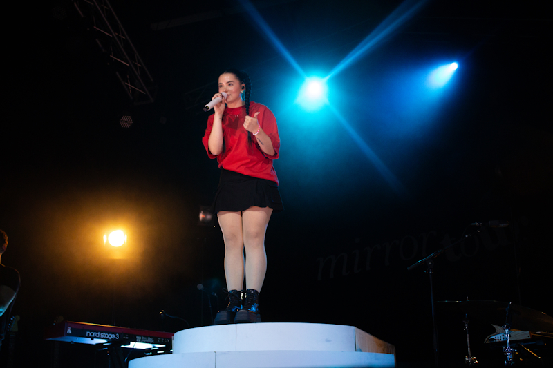 Lauren Spencer Smith performing at the Santa Ana Observatory on her Mirror Tour on August 11, 2023.