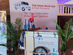 Food cart for the purpose of experiential marketing at a convention