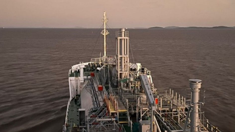 Navegação noturna no RS marca avanço histórico na logística hidroviária após 42 anos