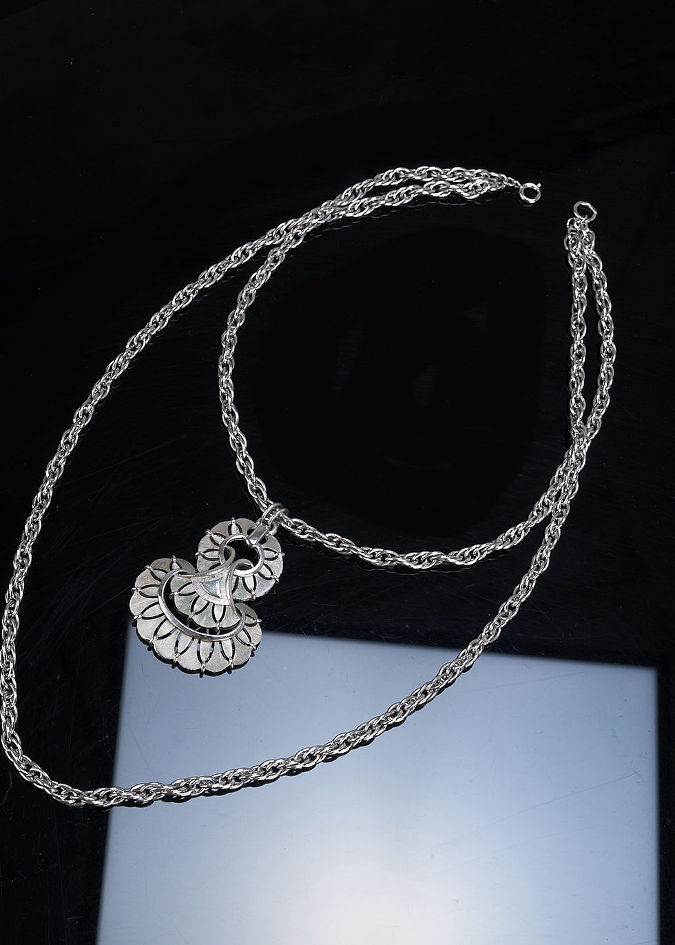 Thumbnail: CROWN TRIFARI 1970s Silver Pendant Necklace