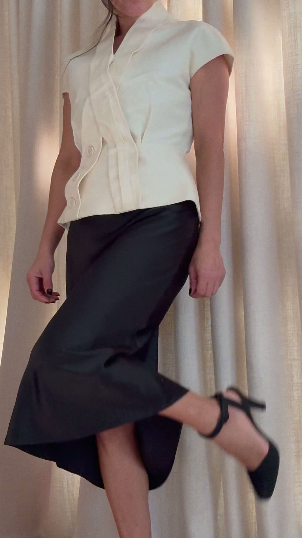 Thumbnail: CHRISTIAN DIOR 2009 White Button Front Top XS