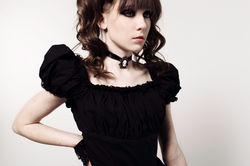 Model: Catryna Akins