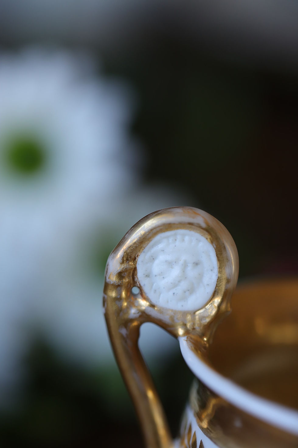 Miniature : Tasse Empire en porcelaine de Paris