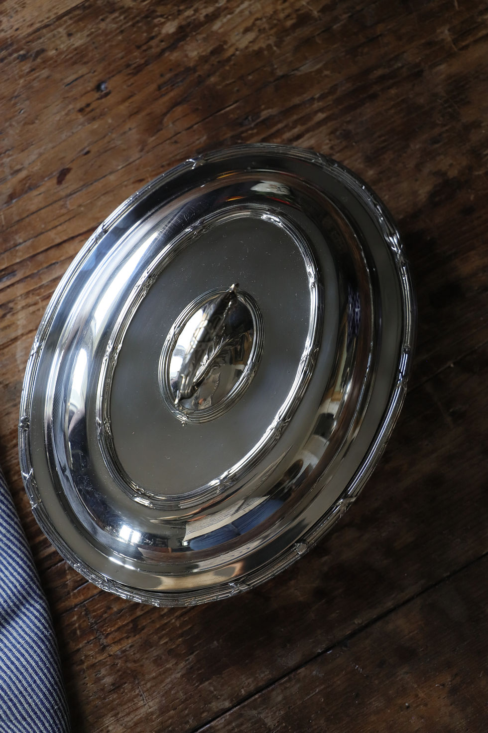 Thumbnail: English silver-plated covered dish