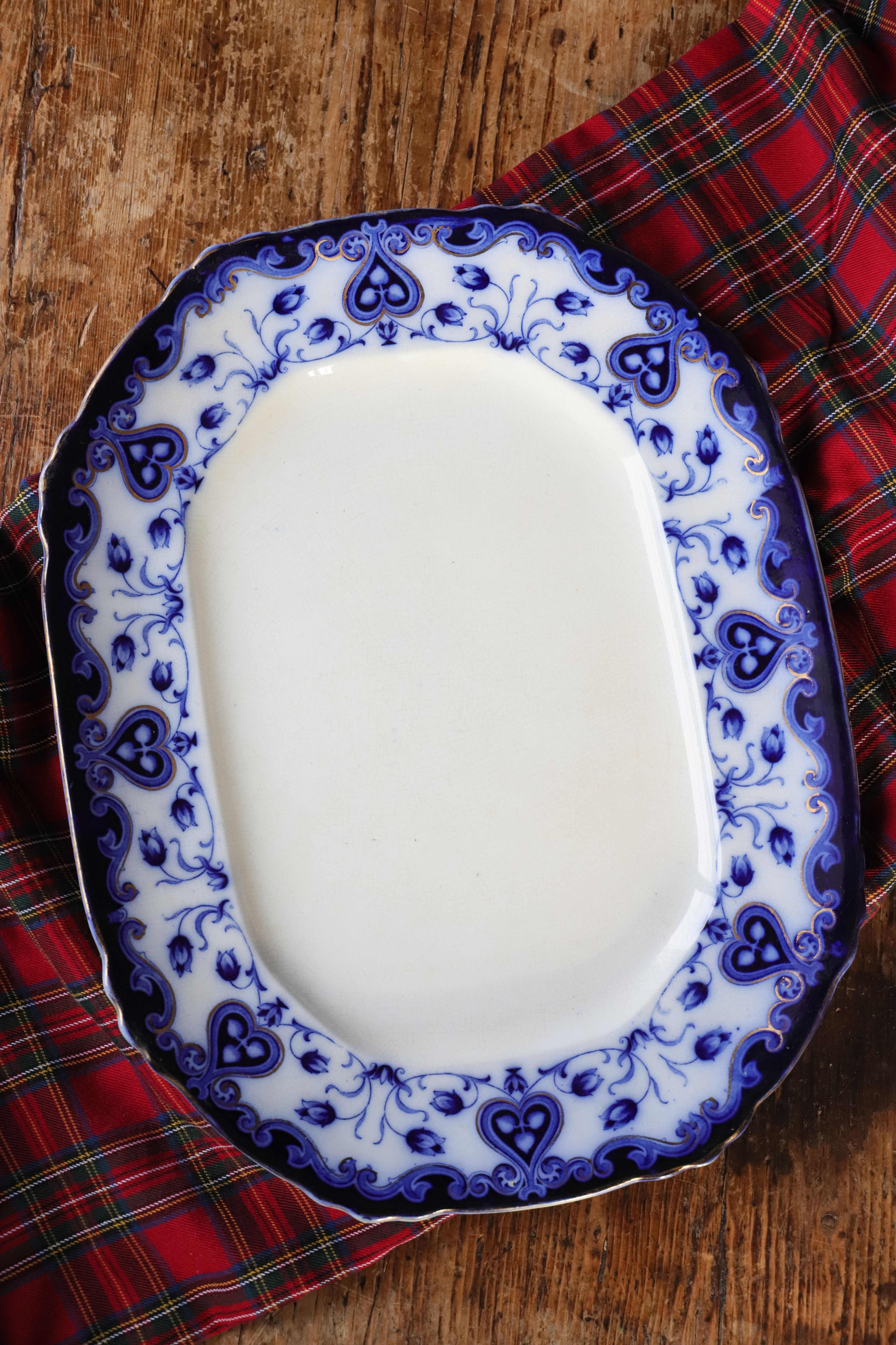 Un grand plat de service anglais Burslem
