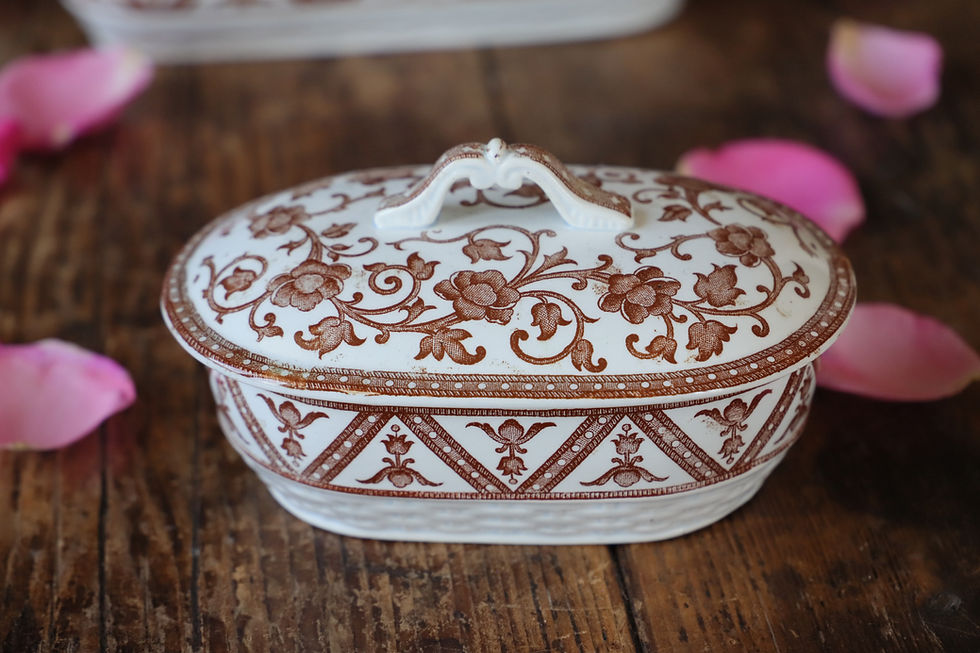 Miniature : Un ensemble porte savon et boite à brosse à dent de Sarreguemines