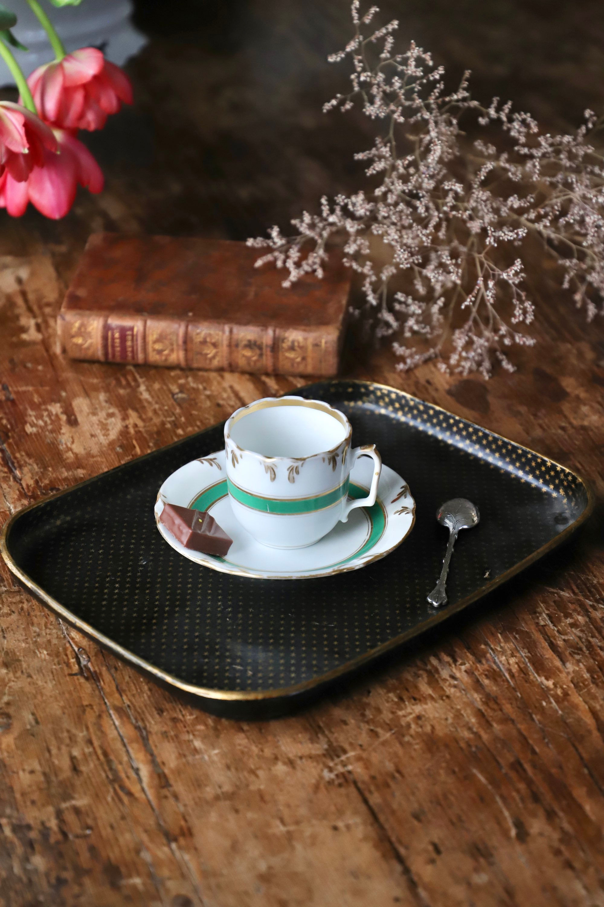 Petit plateau en carton bouilli Napoleon III