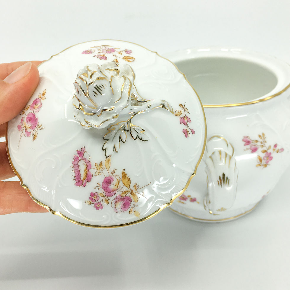 Thumbnail: Porcelain dessert set end 19th century
