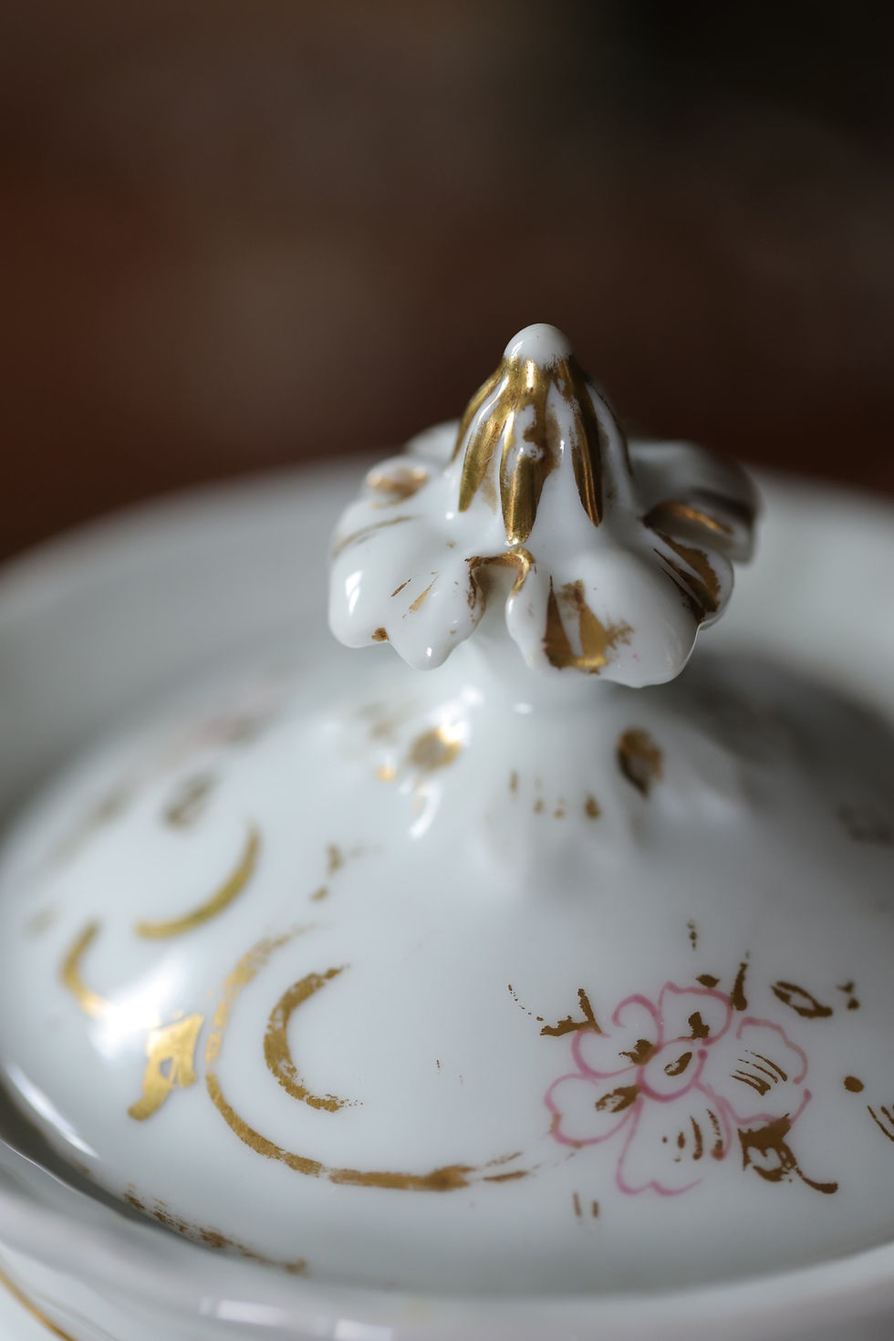 Thumbnail: Large sugar bowl in Paris porcelain