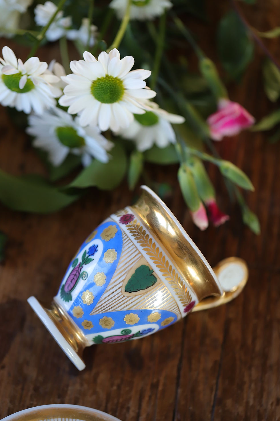 Miniature : Tasse Empire en porcelaine de Paris