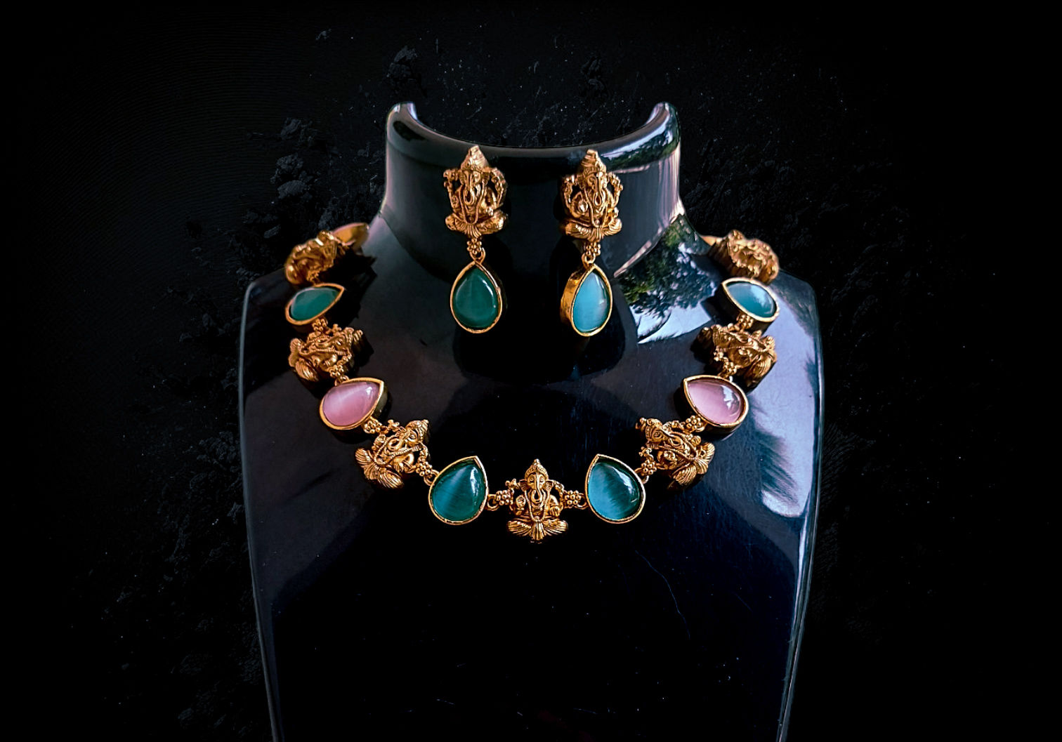 Ganapathi Neckpiece Blue Pink Combo