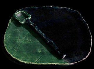 Angela Gonzalez, artbygonzalez, art, tech, technology, sustainability, contemporary art, ceramics, bowl, plate, tableware, tray, spoon, vase, clay, brownstone, glaze, glazed ceramics, ceramic home decor, stoneware, ceramic vessel, saucers, rakú, loafer, pottery, handmade, hand-building, pinching built, slab built, pots, ceramics, artisan pottery, contemporary ceramics, ceramic sculptures, one-of-a-kind ceramics, ceramic art gifts, local ceramics, minimalist pottery, interior design