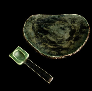Angela Gonzalez, artbygonzalez, art, tech, technology, sustainability, contemporary art, ceramics, bowl, plate, tableware, tray, spoon, vase, clay, brownstone, glaze, glazed ceramics, ceramic home decor, stoneware, ceramic vessel, saucers, rakú, loafer, pottery, handmade, hand-building, pinching built, slab built, pots, ceramics, artisan pottery, contemporary ceramics, ceramic sculptures, one-of-a-kind ceramics, ceramic art gifts, local ceramics, minimalist pottery, interior design