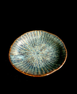 Angela Gonzalez, artbygonzalez, art, tech, technology, sustainability, contemporary art, ceramics, bowl, plate, tableware, tray, spoon, vase, clay, brownstone, glaze, glazed ceramics, ceramic home decor, stoneware, ceramic vessel, saucers, rakú, loafer, pottery, handmade, hand-building, pinching built, slab built, pots, ceramics, artisan pottery, contemporary ceramics, ceramic sculptures, one-of-a-kind ceramics, ceramic art gifts, local ceramics, minimalist pottery, interior design