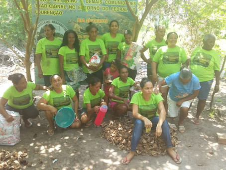 Quebradeiras de babaçu