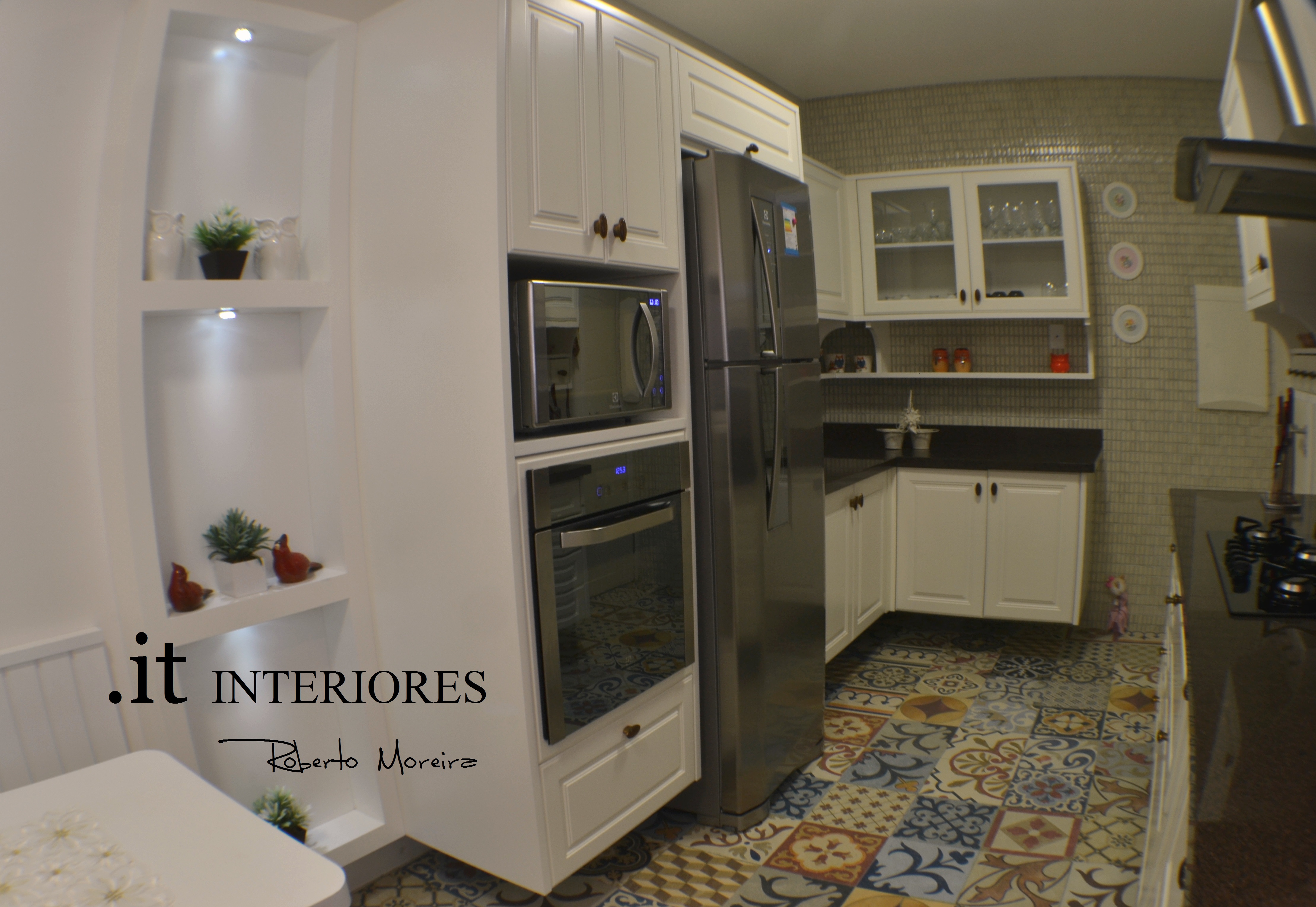 Design Roberto Moreira