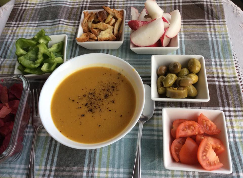 شوربة العدس والبطاطا الحلوة