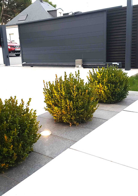 Paysagiste Vels Paysage à Vannes réalise travaux d'espaces verts, terrassement, végétal, abris, clôtures, carrelage, murets, éclairage