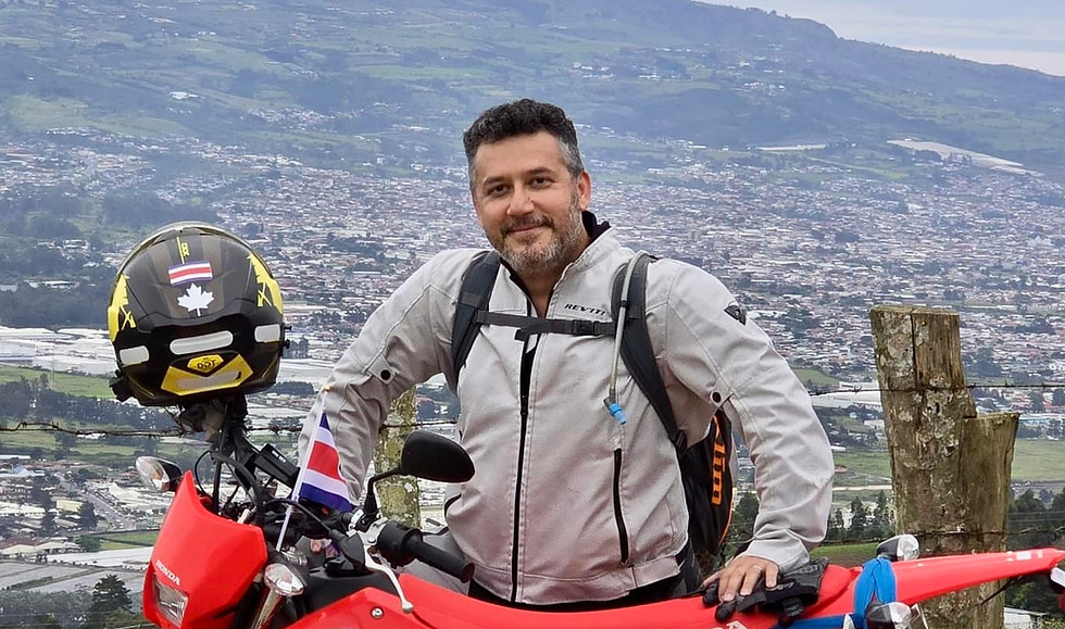 Moto Eddie: Reconstruyendo la vida a través de un viaje en moto de larga distancia. Sigue el recorrido desde Toronto hacia la