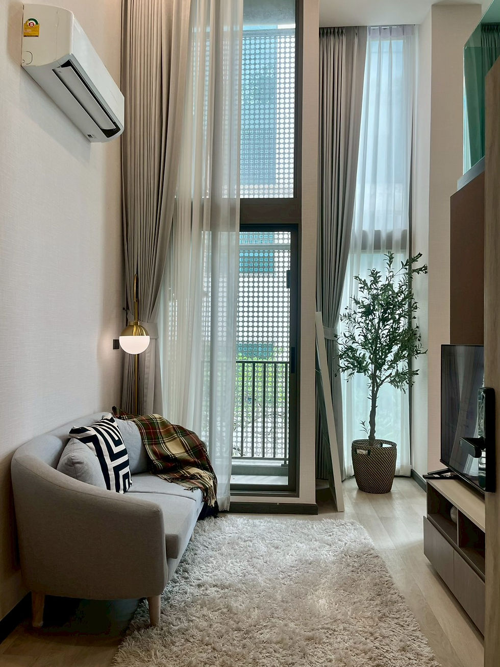 ขายคอนโดใหม่ แบบ 1Bed Loft 35.04 ตร.ม. พร้อมเฟอร์ฯ “GROOVE ลาดพร้าว 18” เขตจตุจักร กรุงเทพ