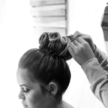 Penteado pelo Studio TG
