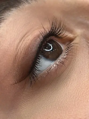 eyeliner tattoo