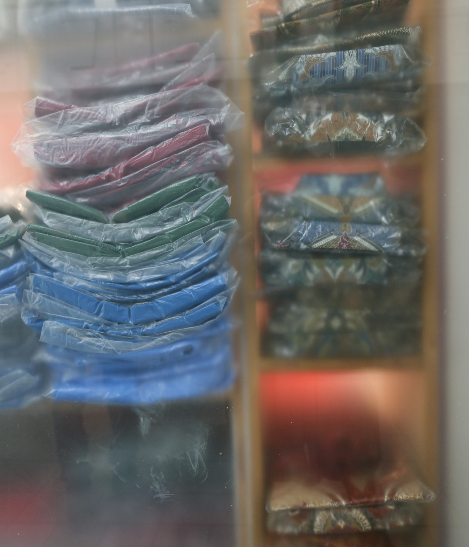 UAE Fashion Take-Back Programs: How to Pilot Repair, Resale and Reuse