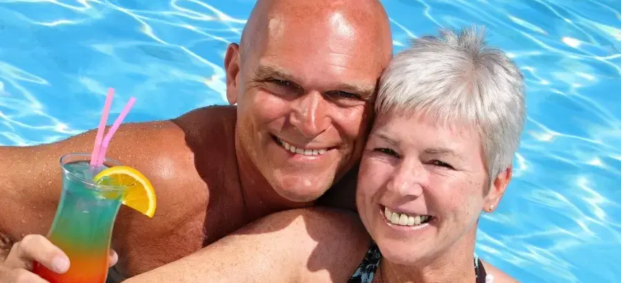 'Divórcio grisalho': por que casais juntos há muitos anos podem se separar?