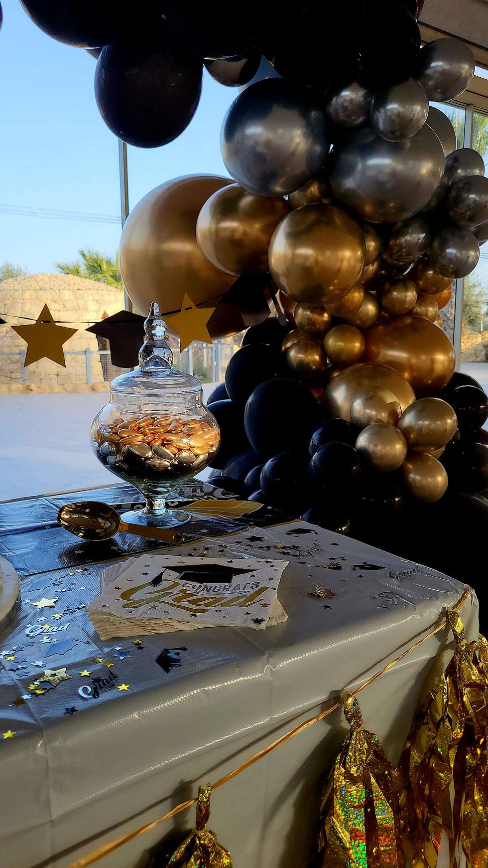 Thumbnail: Graduation party set up. Balloon arch.  Balloon arches on frame.Table de