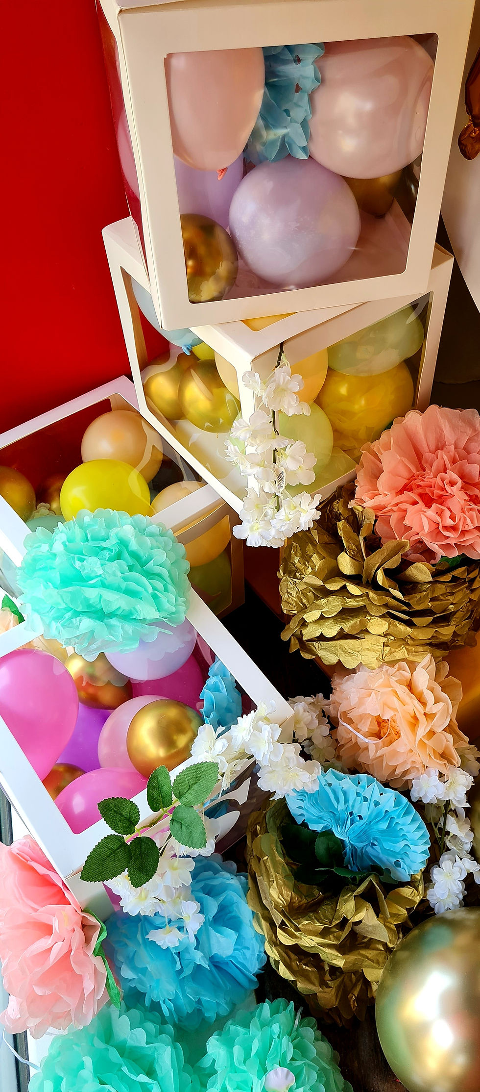 Thumbnail: Easter Window Display includes all balloons and decorations