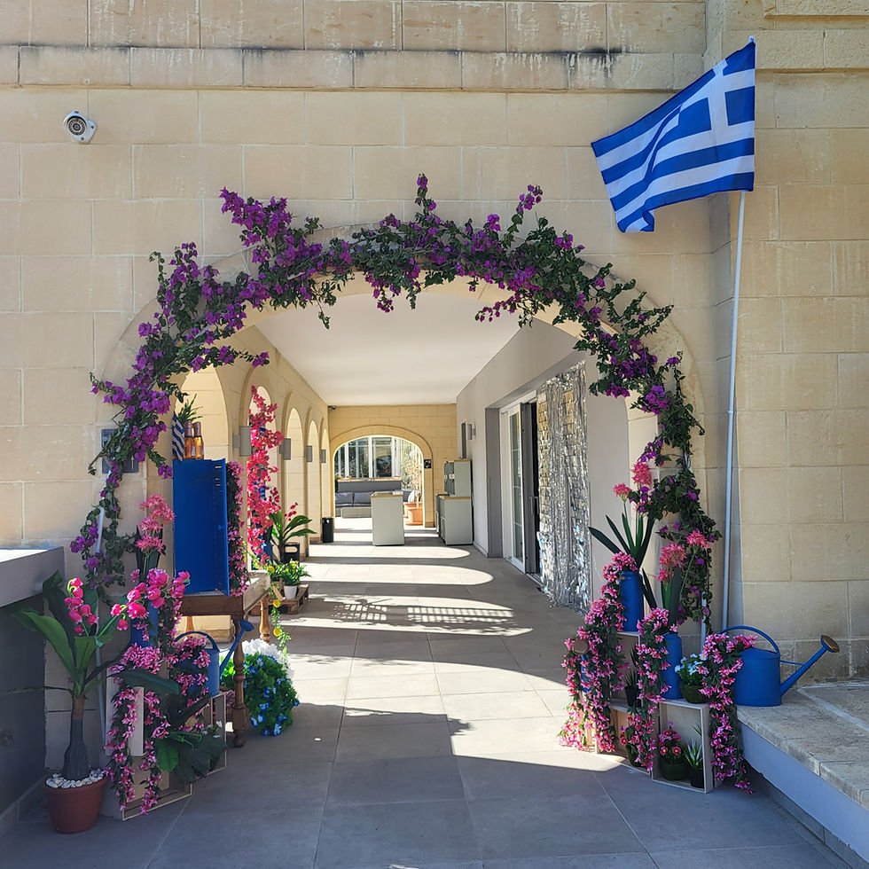 Thumbnail: Mamma Mia Themed Party Set Up Balloon Arch / Garland