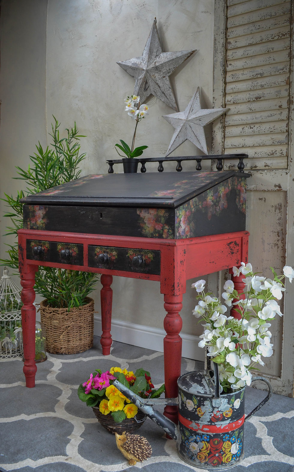 Thumbnail: Fleur Black Red Milk Painted  Decoupaged Desk