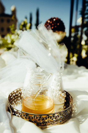 close up of honey used in Iranian wedding