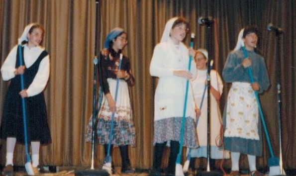 Kollot Shira Jr high div Fiddler-2 001 crop2