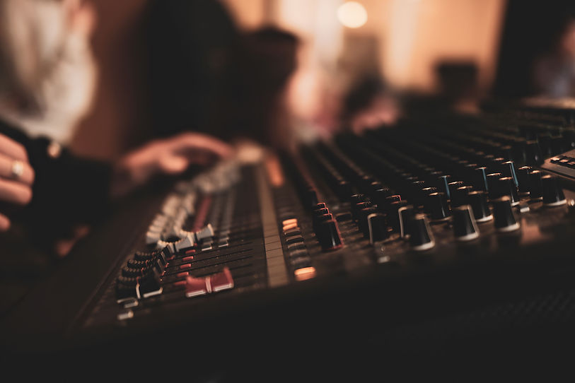 selective-focus-of-hands-mixing-music-on-a-profess-2026-03-18-09-49-52-utc.jpg