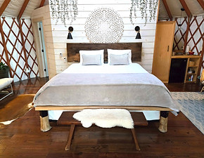Bluebell bed only with decorative bench