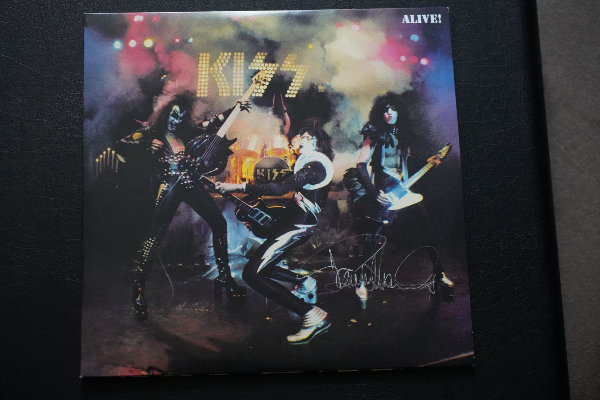KISS vinyle "Alive" signé par Paul Stanley