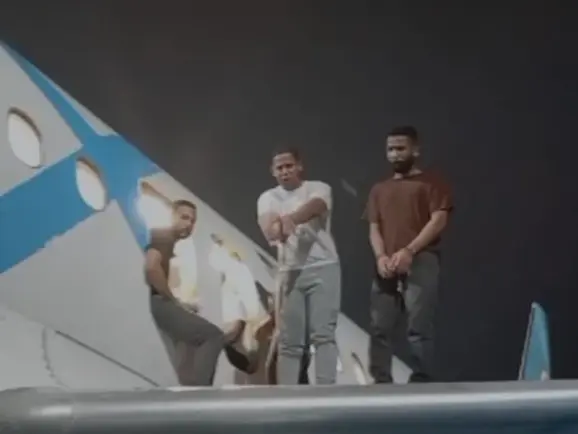 O motim dos brasileiros deportados