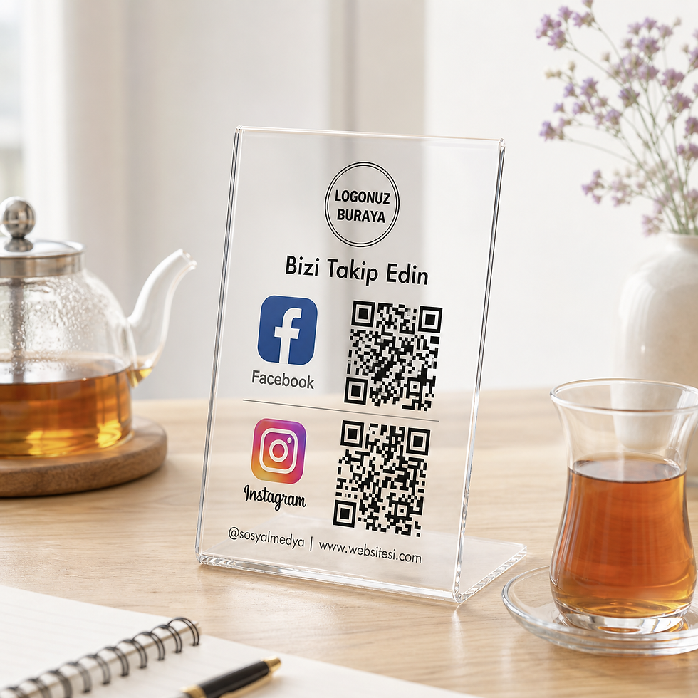 Şeffaf QR kod stand cafe
