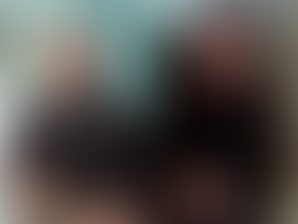 מירן פחמן מארח את אודליה ספרן, מנכ"לית אס-מדיה ושדרנית ה-AI, באולפני 102FM לשיחה על עתיד הרדיו