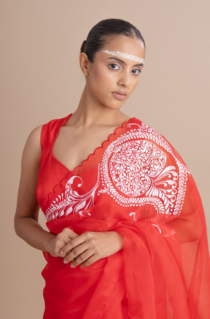 Hand‑Painted Red Organza Saree with Blouse Piece