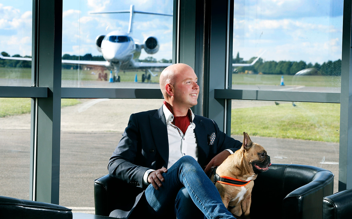G6 AVIATION DOG FRIENDLY