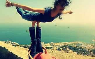 Acroyoga