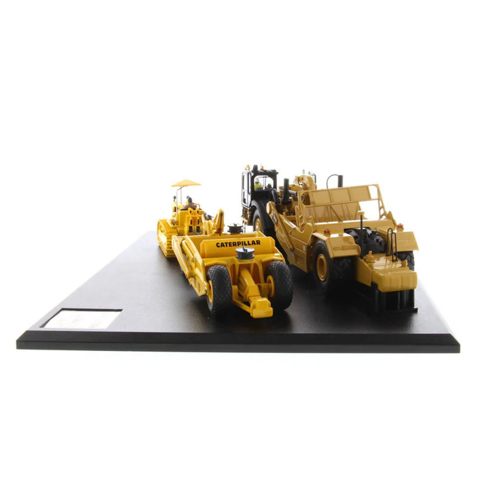Thumbnail: 1:50 621K-D7 Scraper