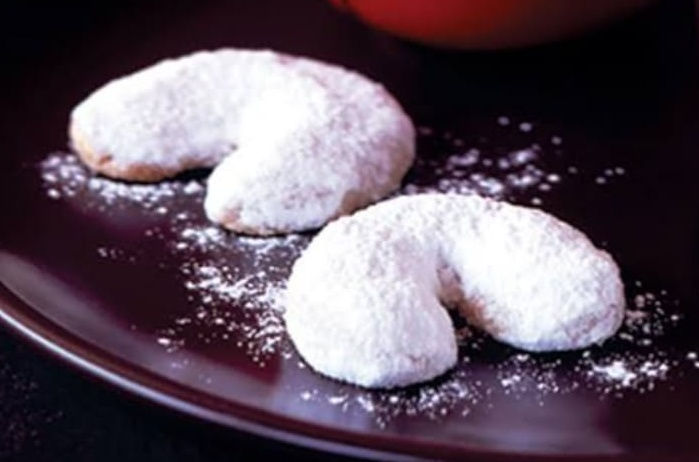 Almond Shortbread Biscuits (x30)