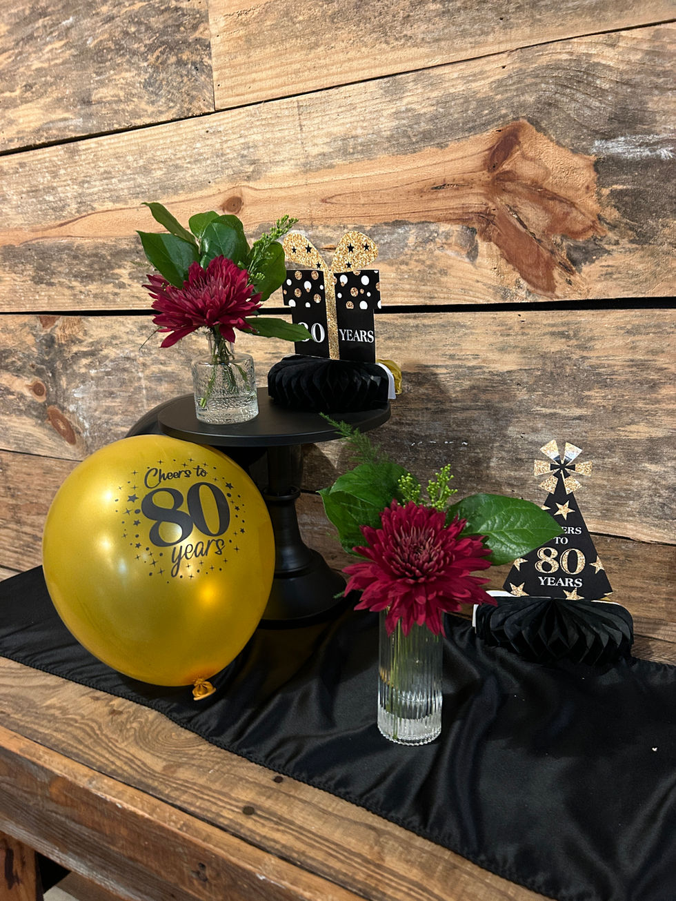 maroon bud vases