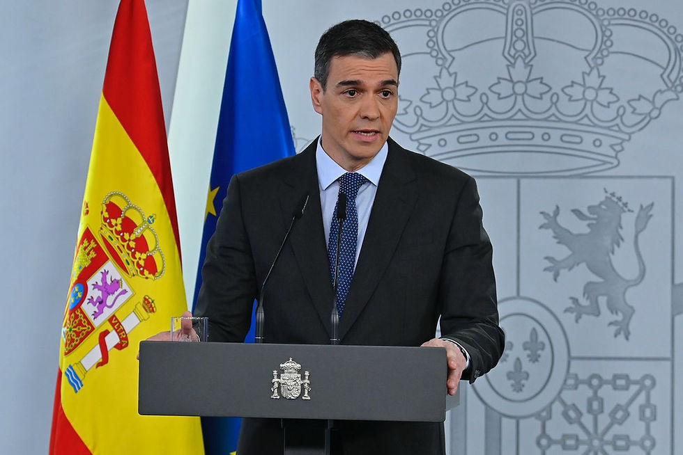 L'Espagne dans l'œil du cyclone : une nation prise entre ses principes et la puissance américaine