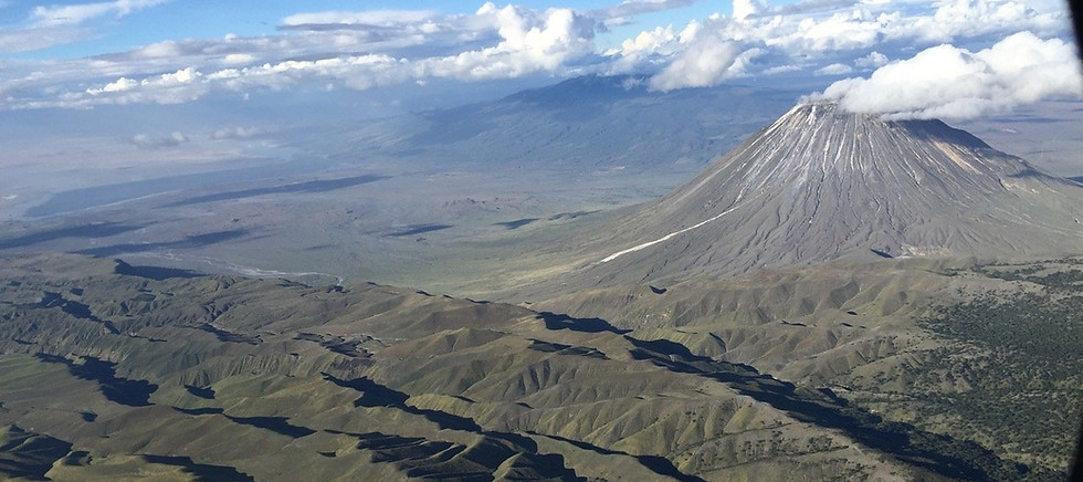 BENARRIVATI AFRICA LUXURY TRAVEL EXPERTS BEST SAFARI TOUR OPERATOR – OPTIONAL SCENIC FLIGHT OVER MOUNT KILIMANJARO – TANZANIA EXPEDITION 2026