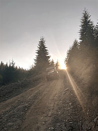 90ies Mad Max Rosten im Osten Foxventure Rallye Motto Rallye Adventure Abenteuer Rally Schrottrallye Mottoparty der ultimative Rallye Shit Europa Rallye Rumänien Tschechien Prag Offroad Roadbook Roadtrip