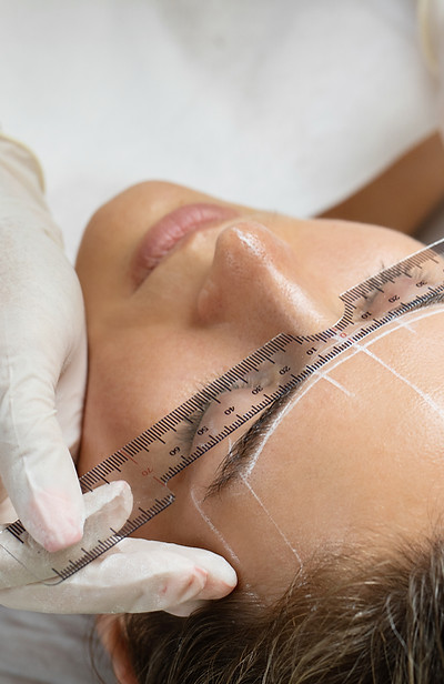 woman-during-professional-eyebrow-mapping-procedur-2024-10-16-07-07-34-utc.jpg